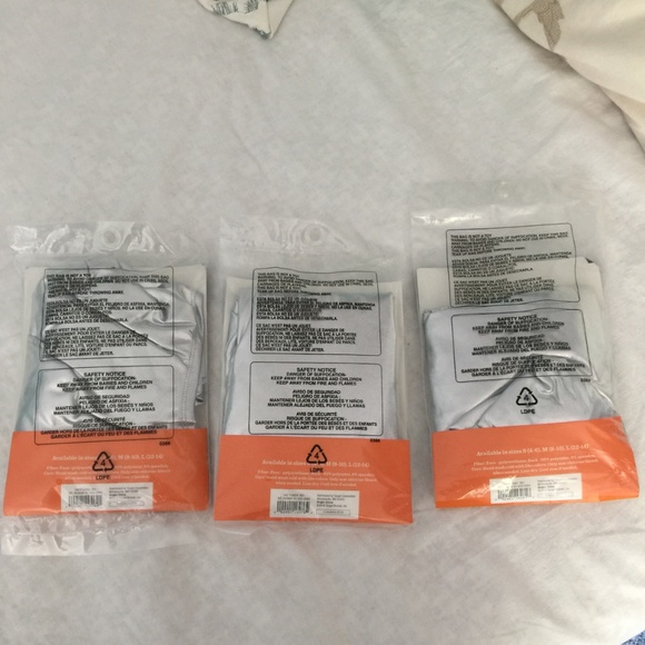 Hyde & Eek Silver Adult Leotard NWT - Picture 3 of 7